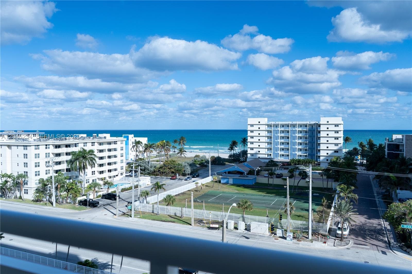 1600 S Ocean Dr 8I photo 1