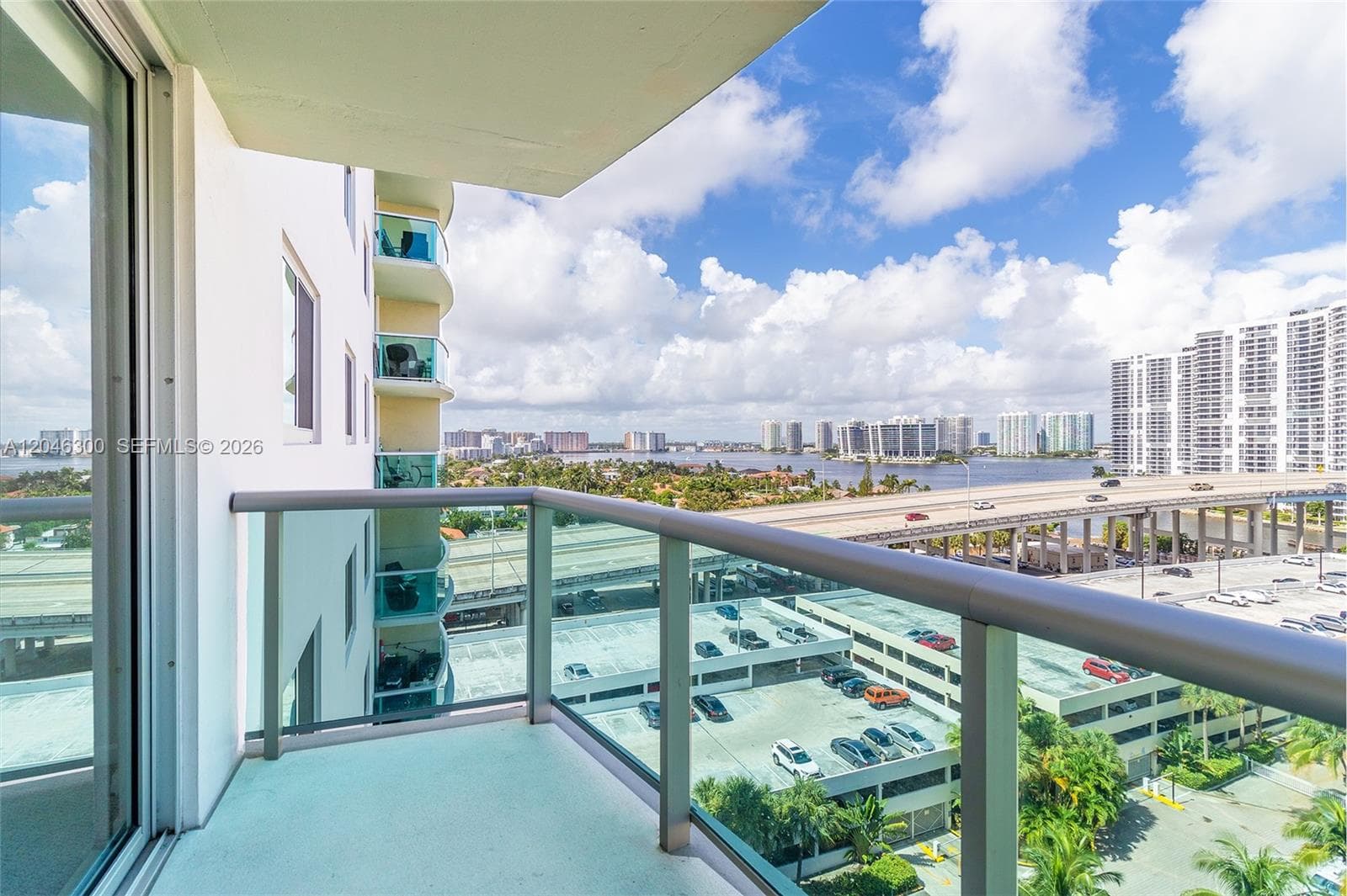 19380 Collins Ave 1105 photo 14