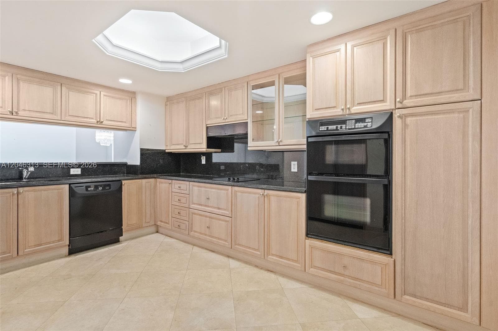 9595 Collins Ave N3-D photo 8