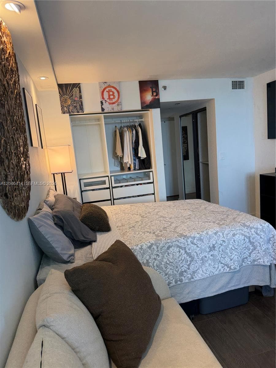 1717 N Bayshore Dr A-2847 photo 17