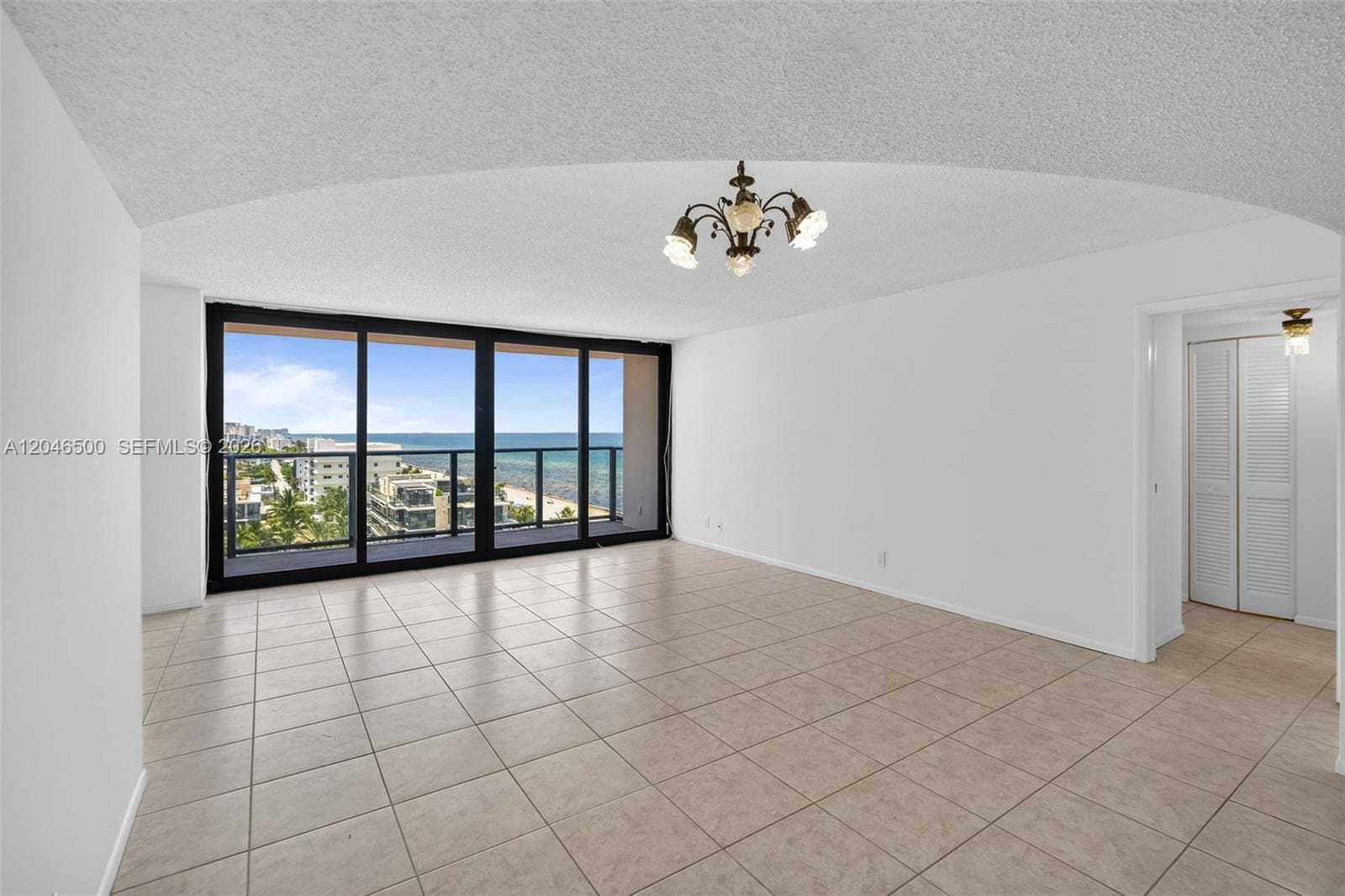 2301 S Ocean Dr 1004 photo 2