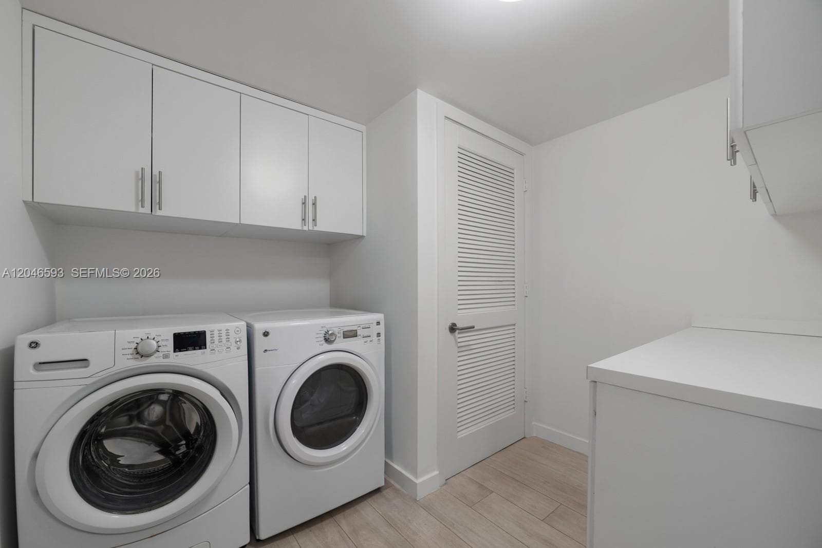 1201 20th St 401 photo 15