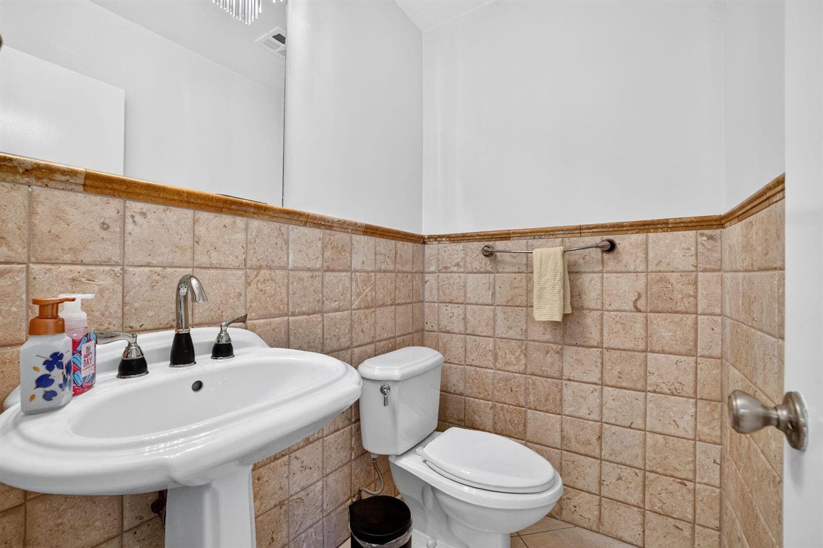 5570 NE 26th Avenue photo 23