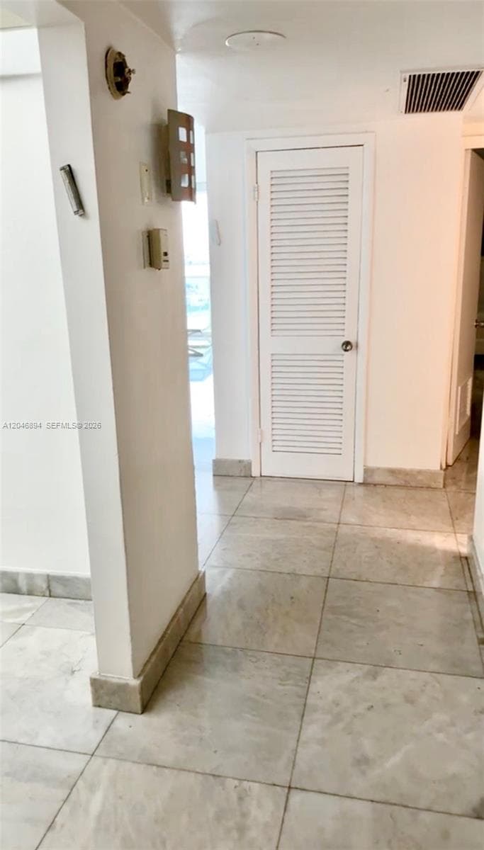 19380 Collins Ave 1423 photo 7