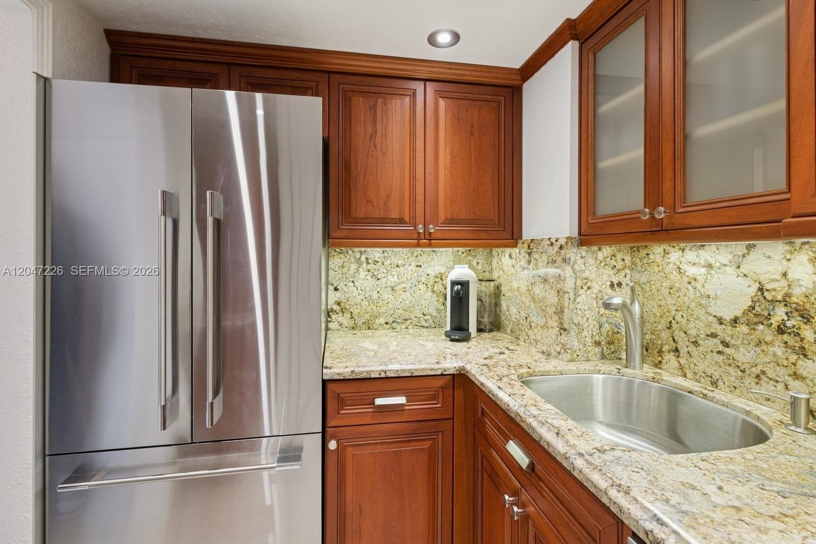 2899 Collins Ave 1025 photo 15