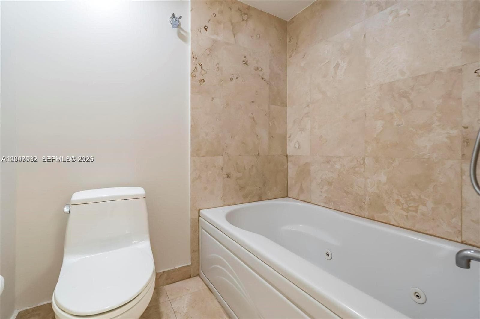 41 SE 5th St 1709 photo 20