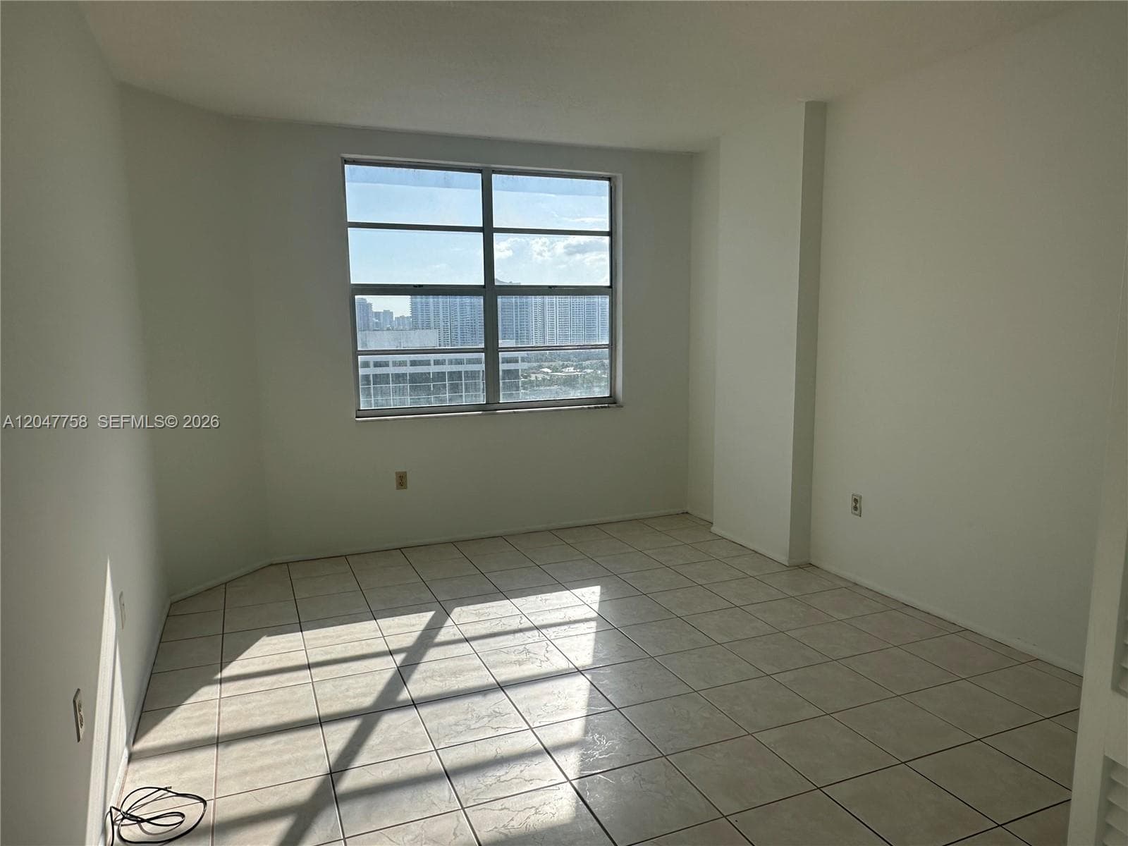 1965 S Ocean Dr 17M photo 6