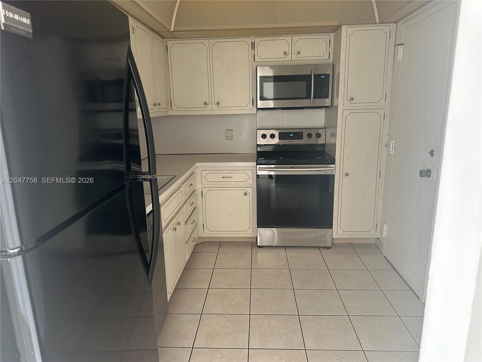 1965 S Ocean Dr 17M photo 11