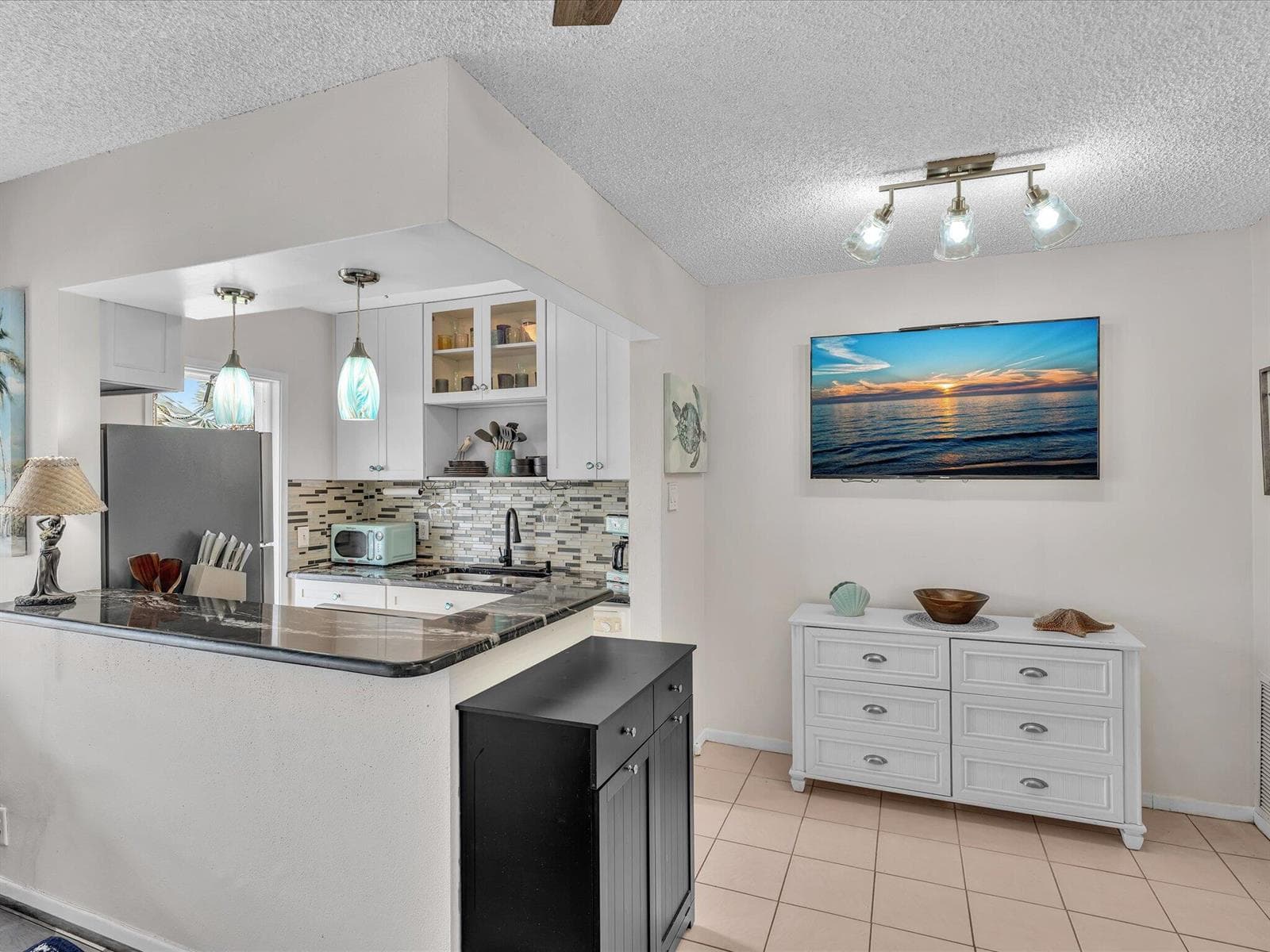 3232 Canal Drive 19 photo 12