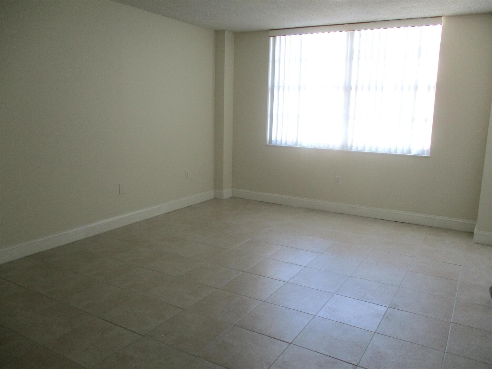 2801 NE 183rd Street 1112w photo 8
