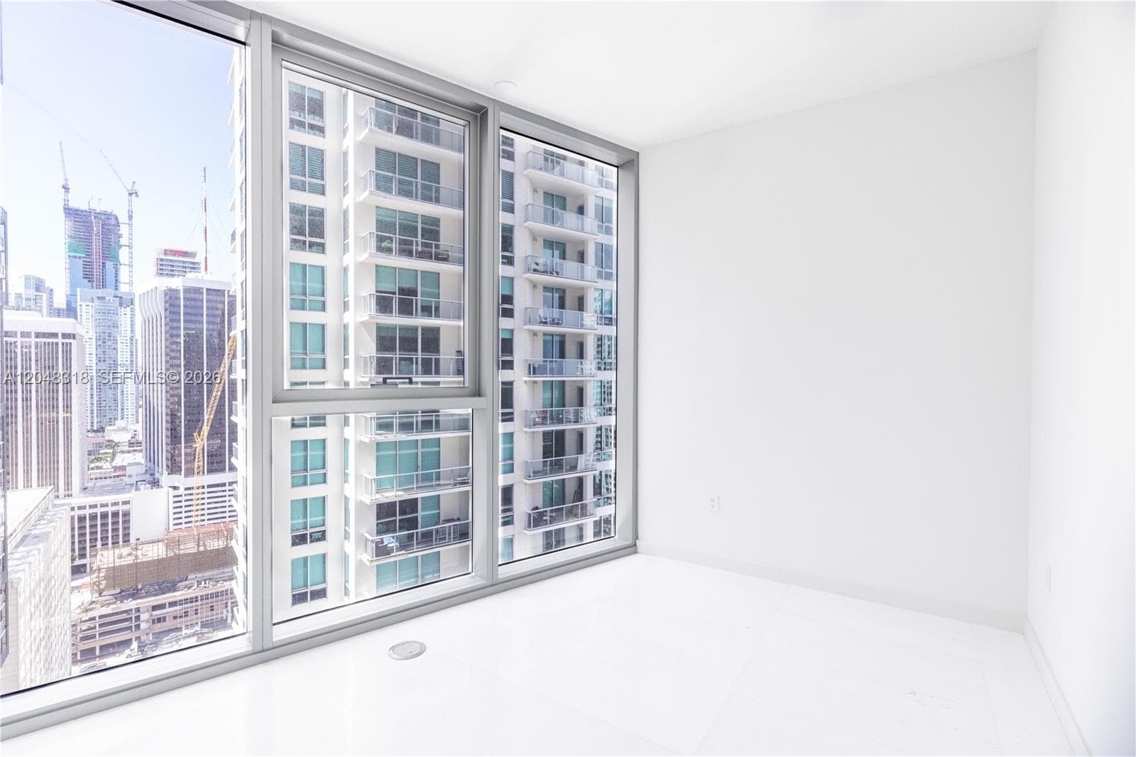 300 Biscayne Boulevard Way 2702E photo 23