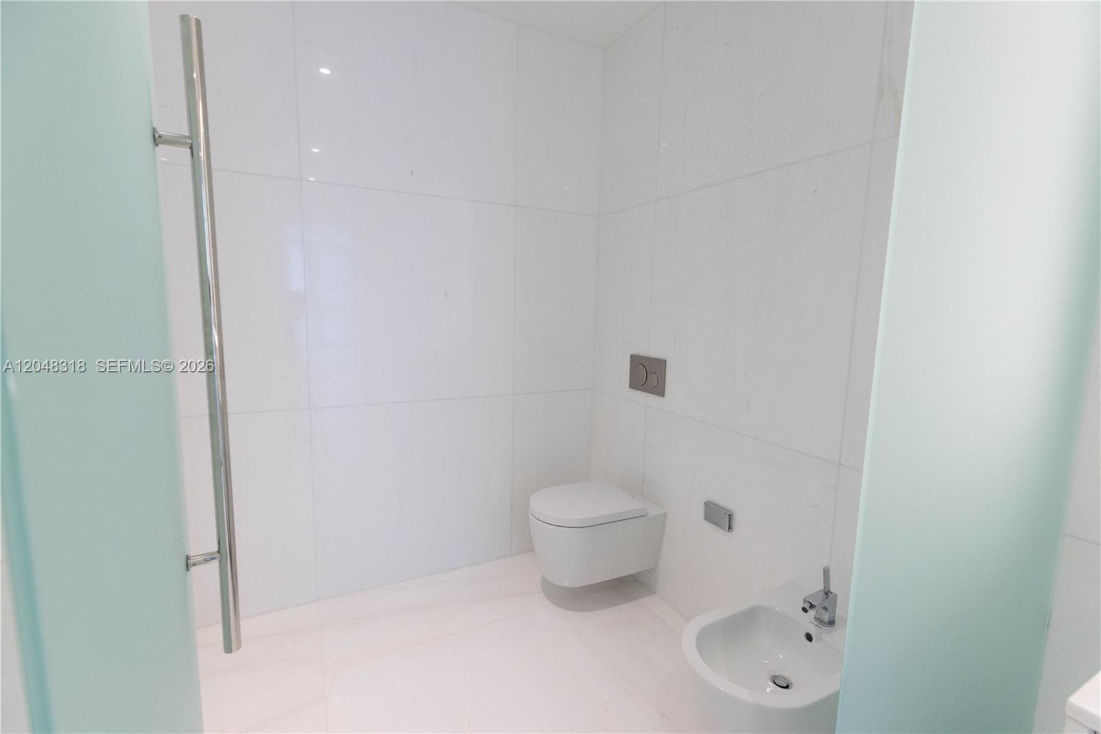 300 Biscayne Boulevard Way 2702E photo 17