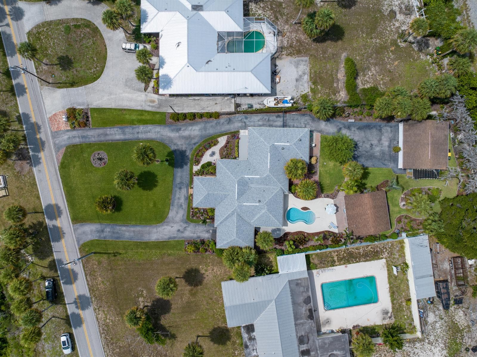 1711 S Indian River Drive photo 7