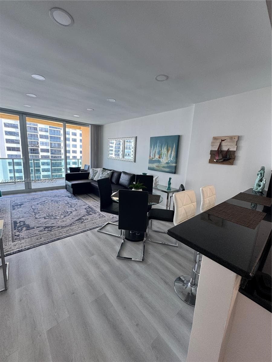 2501 S Ocean Dr PH05 photo 19