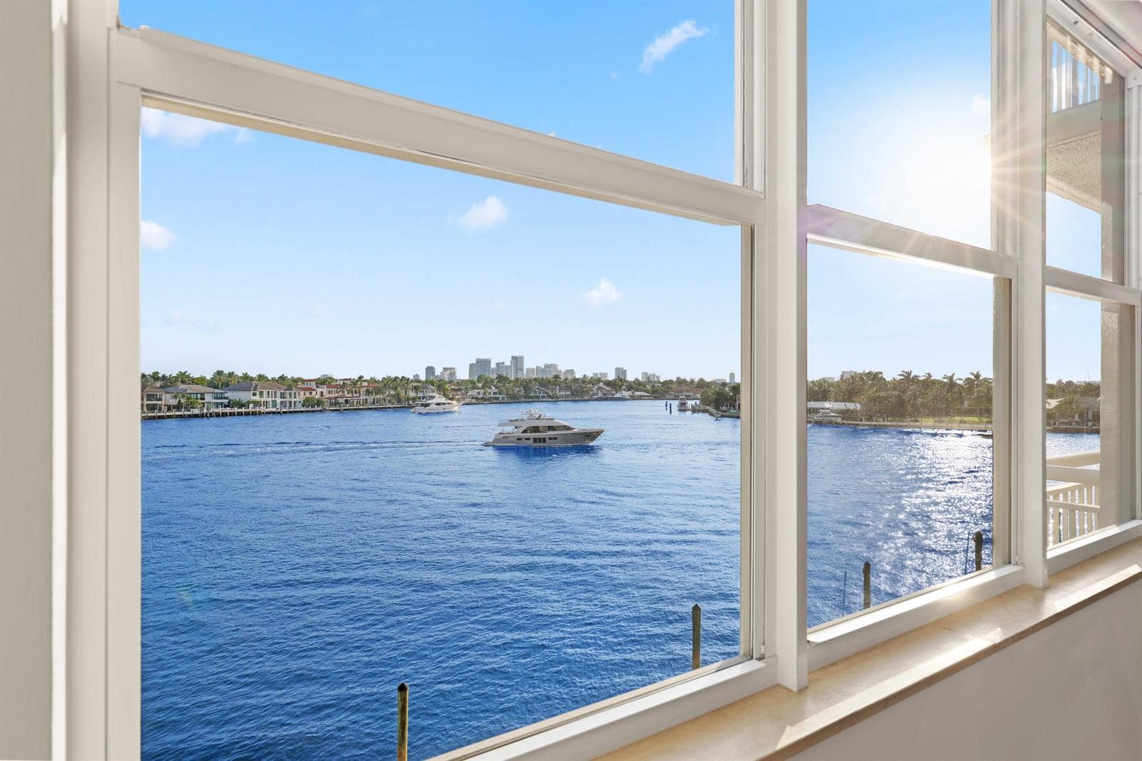 511 Bayshore Drive 401 photo 22