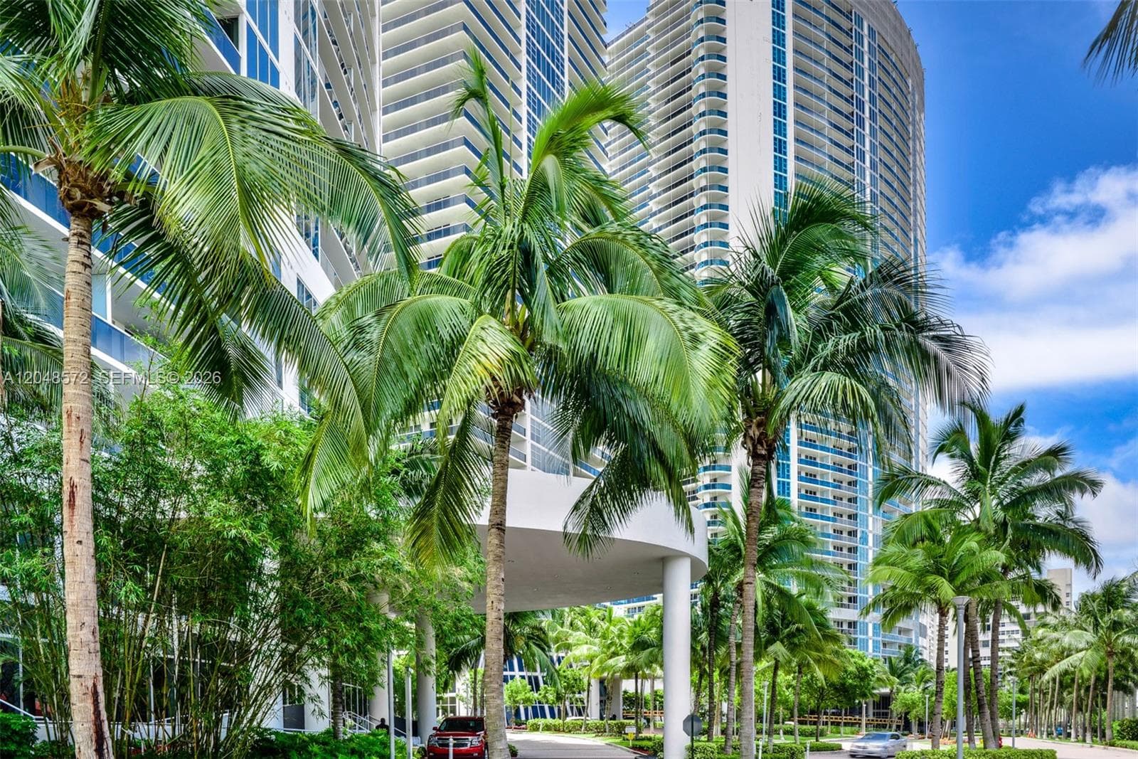 1800 S Ocean Dr 2203 photo 4