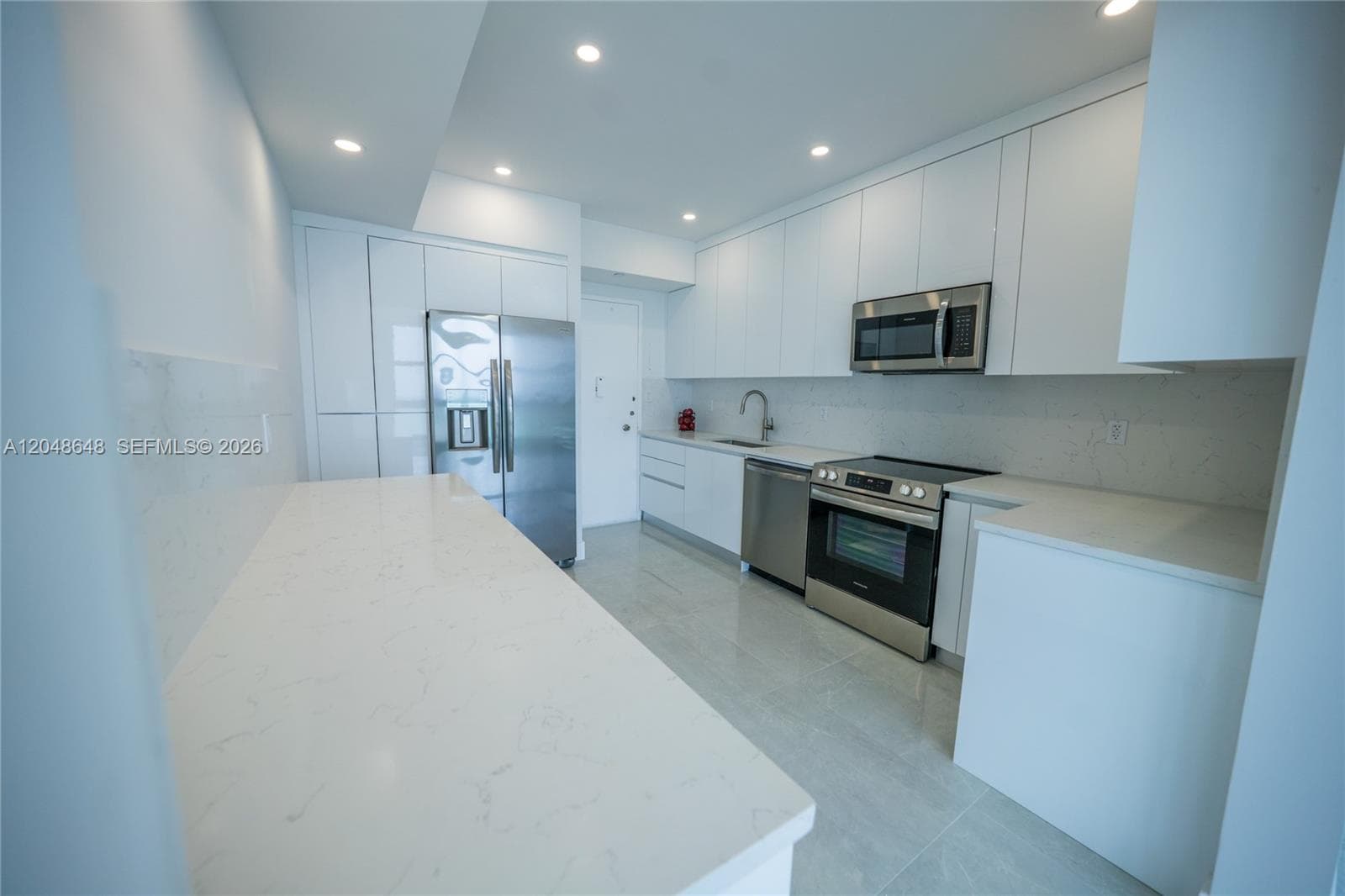 5055 Collins Ave 14H photo 25