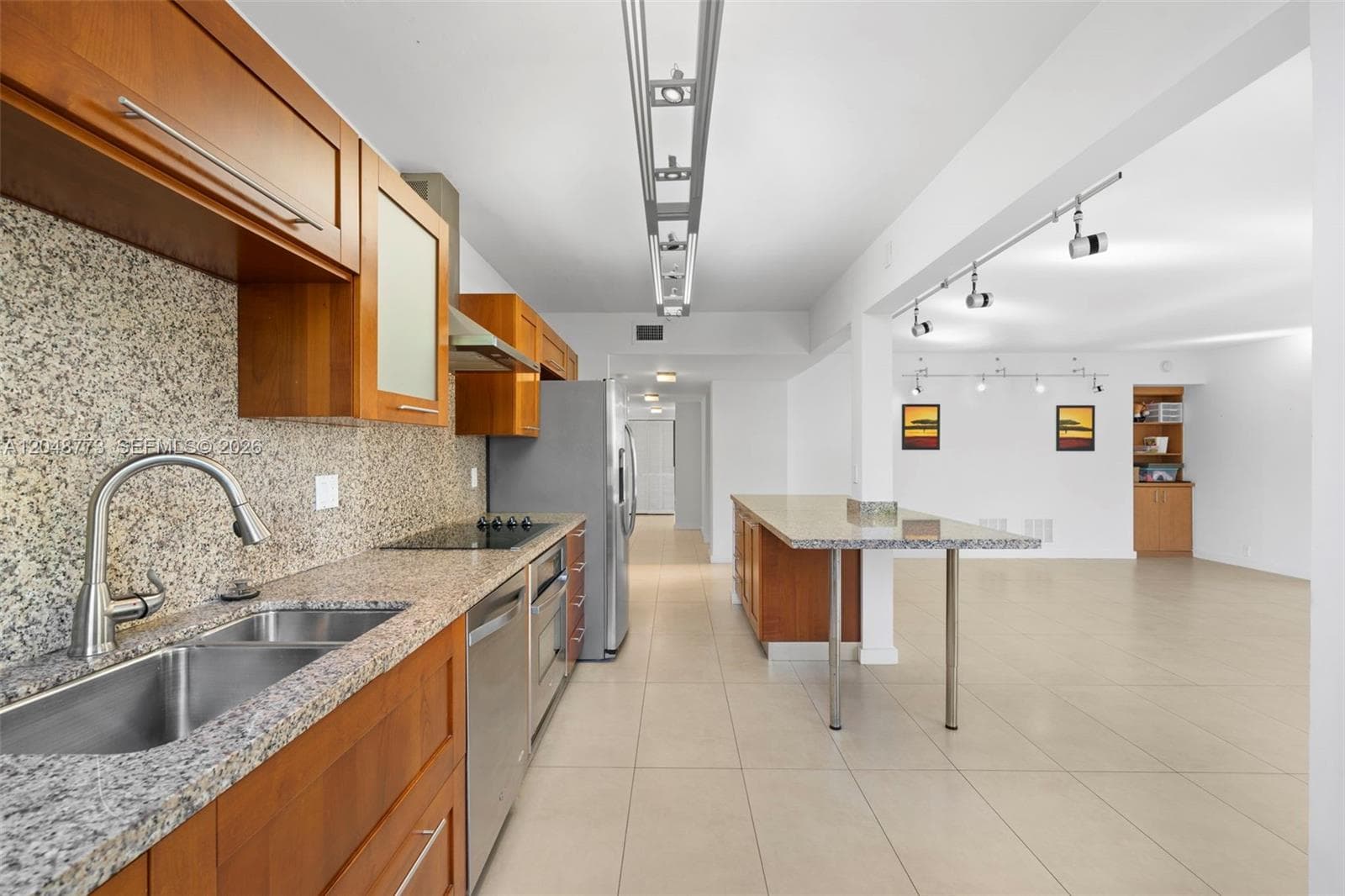 181 Crandon Blvd 301 photo 3