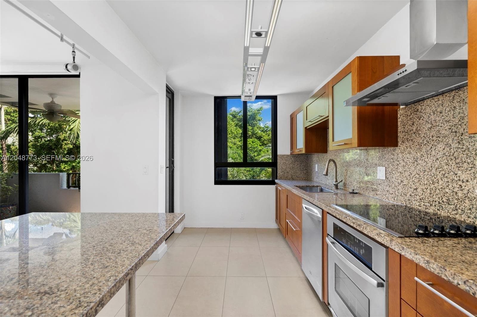 181 Crandon Blvd 301 photo 5