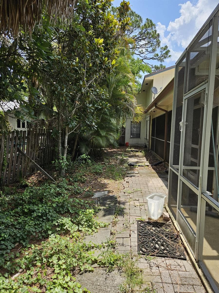 596 Greenwood Drive photo 24
