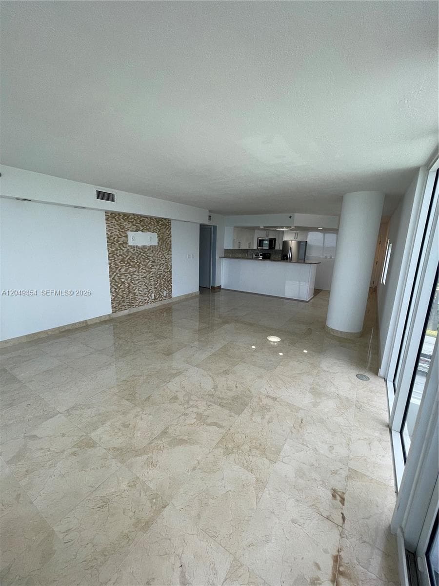 8911 Collins Ave 505 photo 8