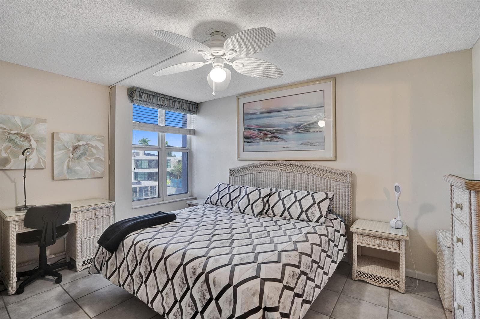1391 S Ocean Boulevard photo 11