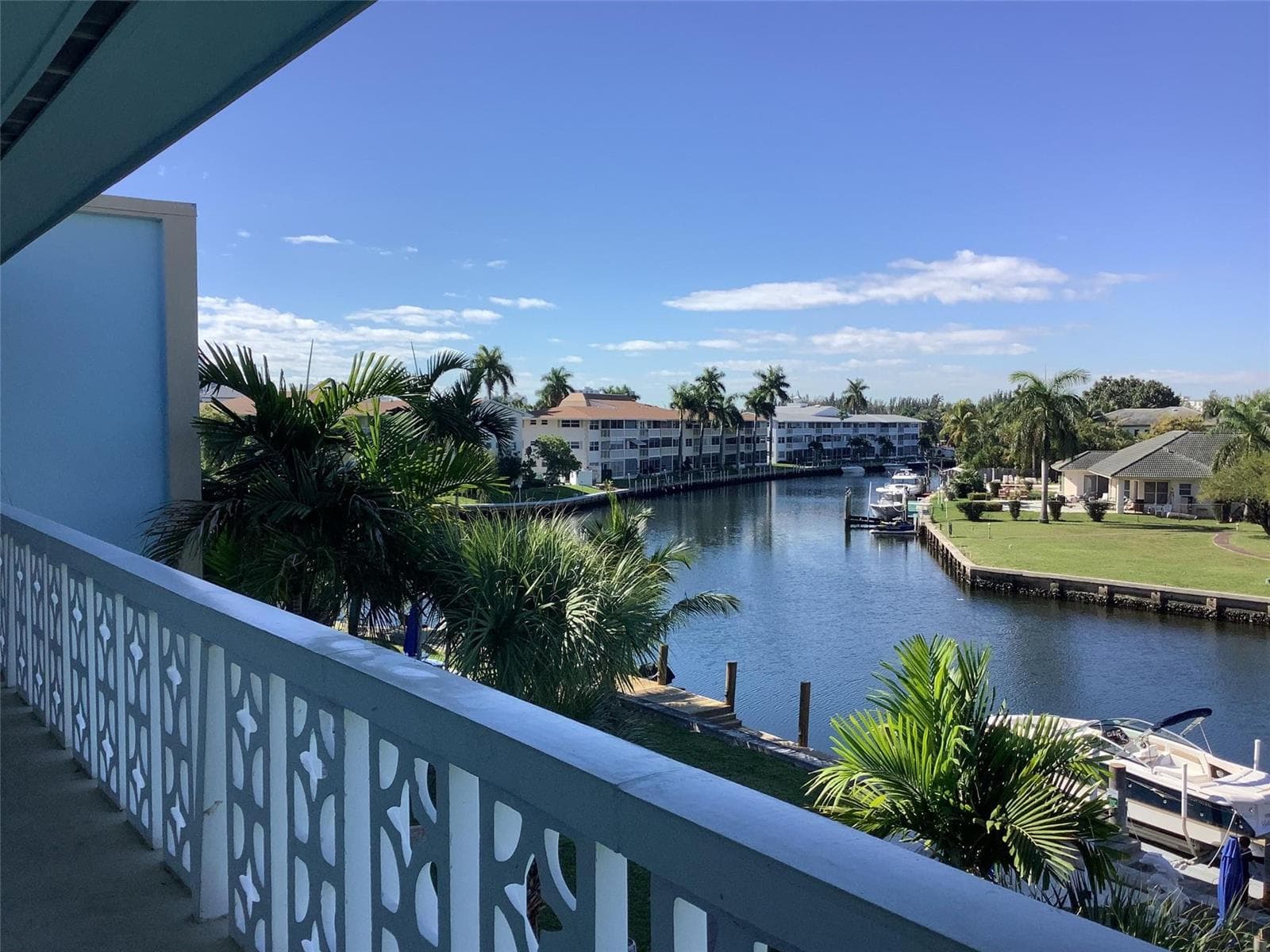 455 Golden Isles Drive 307 photo 1