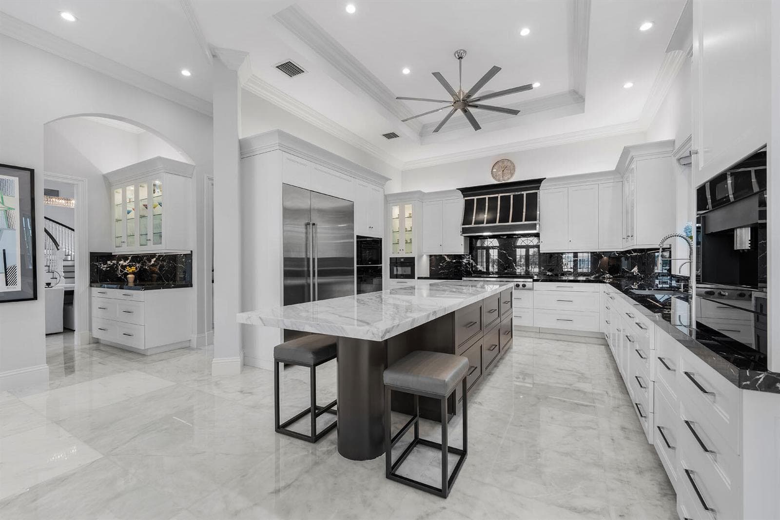 450 S Maya Palm Drive photo 14