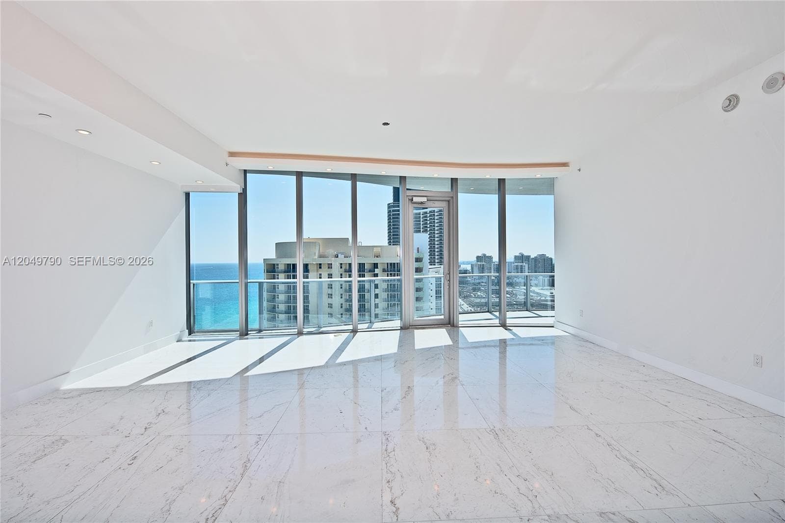 17475 Collins Ave 2003 photo 2