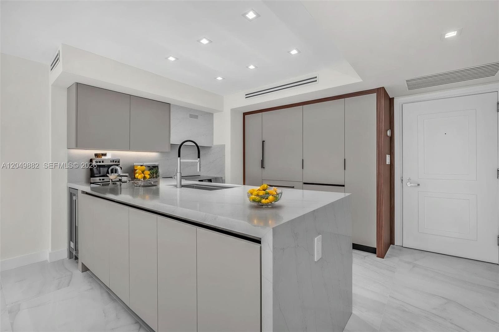9499 Collins Ave 1009 photo 8