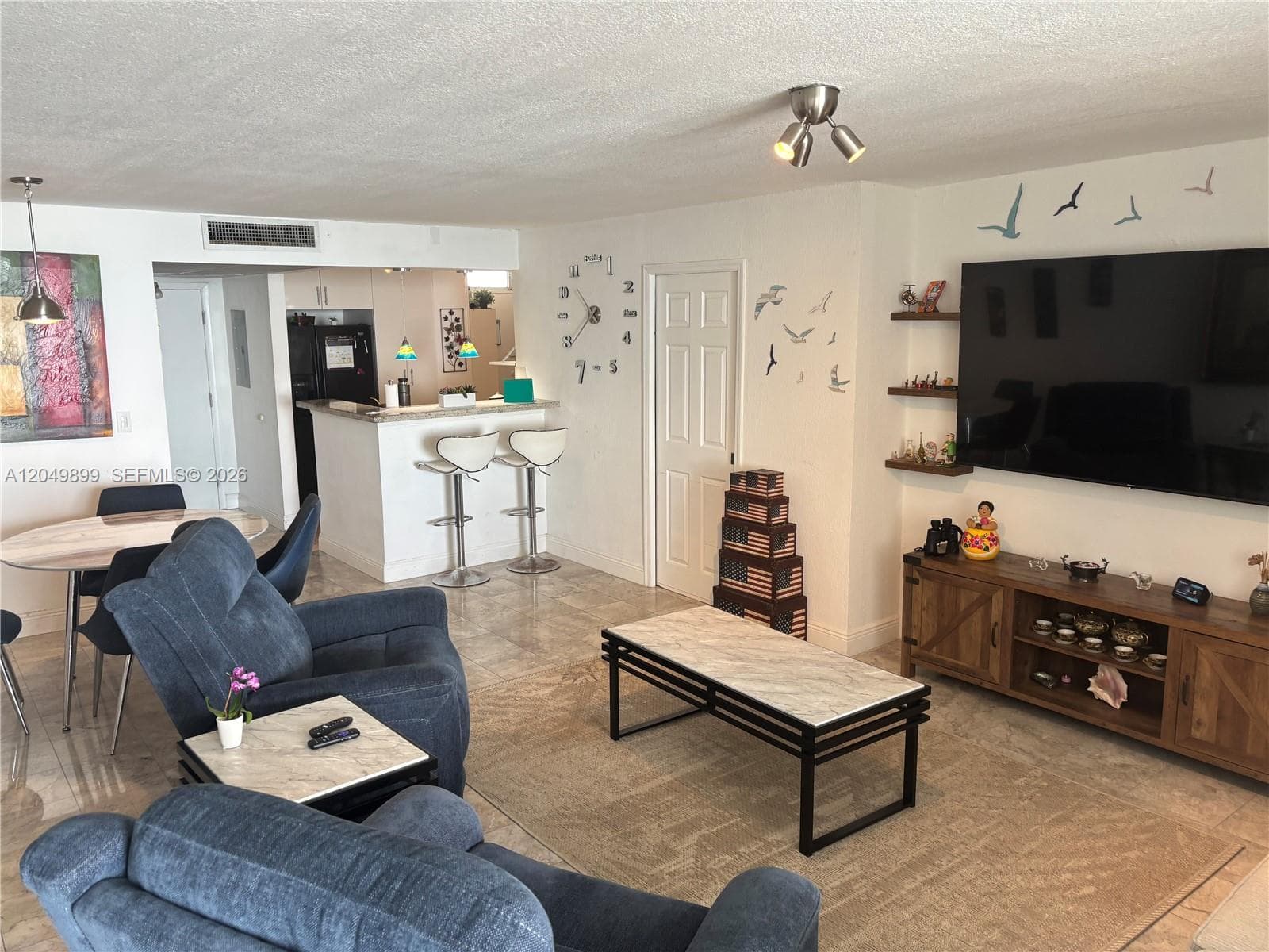6450 Collins Ave 1207 photo 3