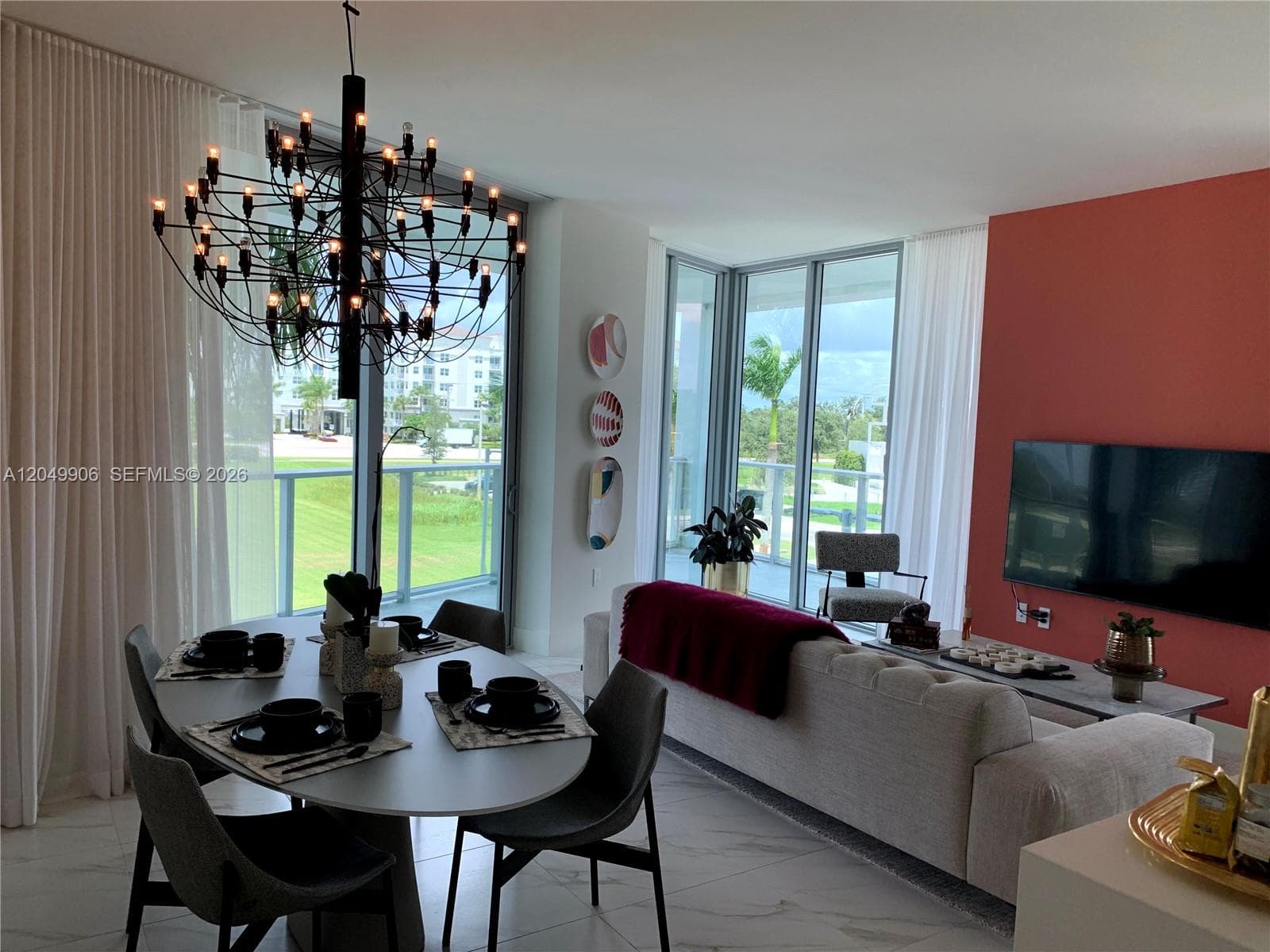 2000 W Metropica Way 1603 photo 8