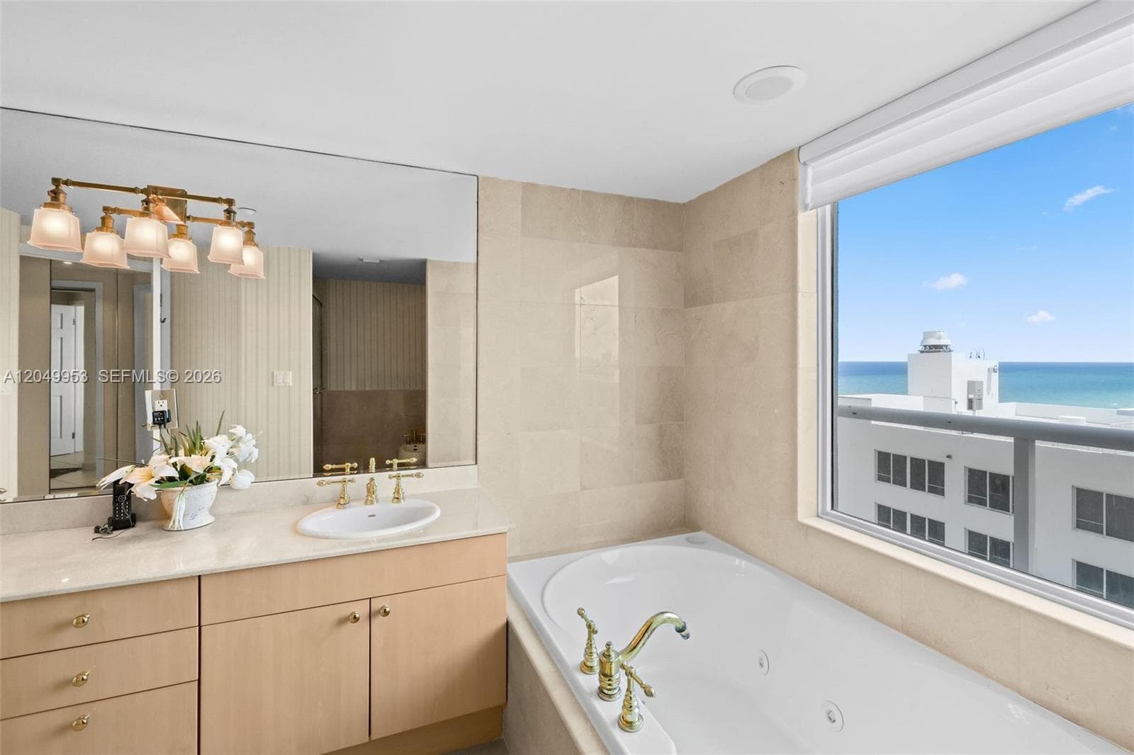 5025 Collins Ave 1707 photo 17