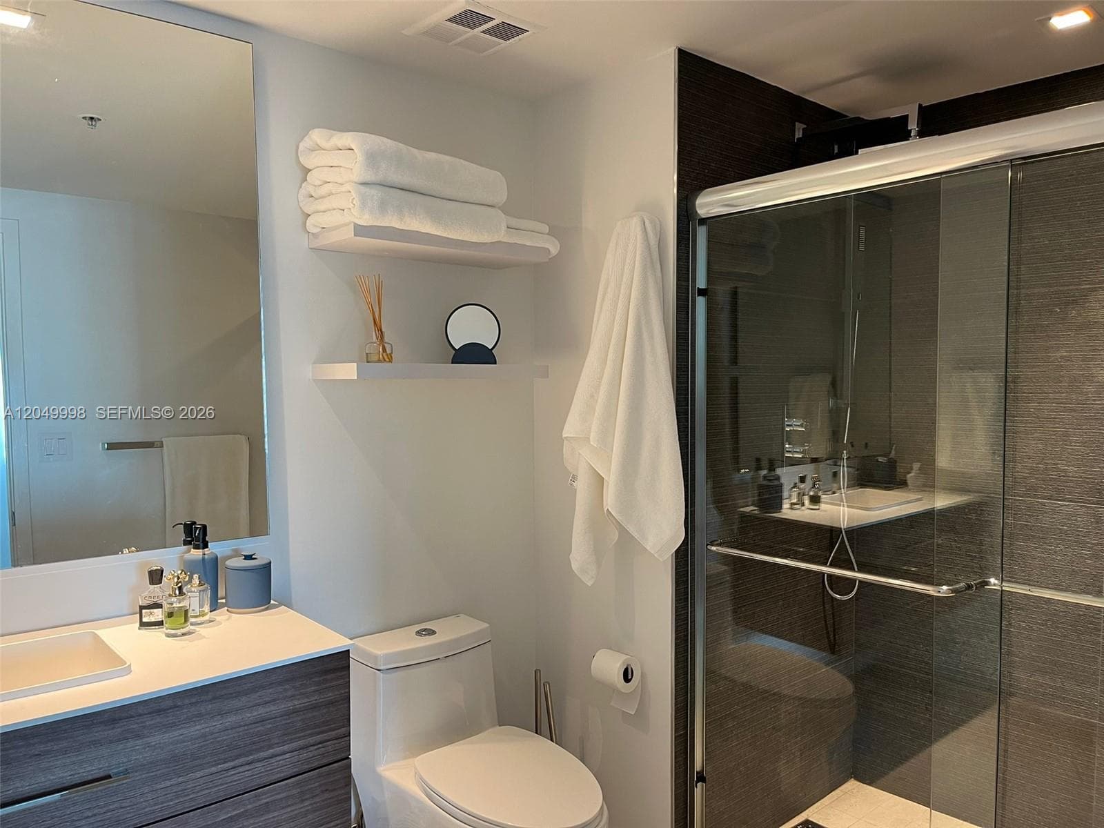 335 S Biscayne Blvd 4207 photo 17