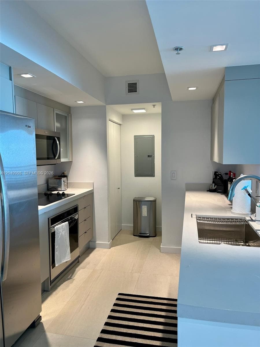 335 S Biscayne Blvd 4207 photo 12