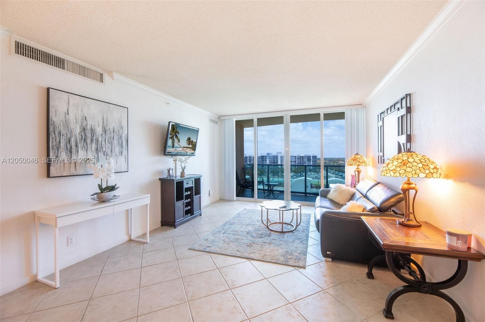 2501 S Ocean Dr 828 photo 3