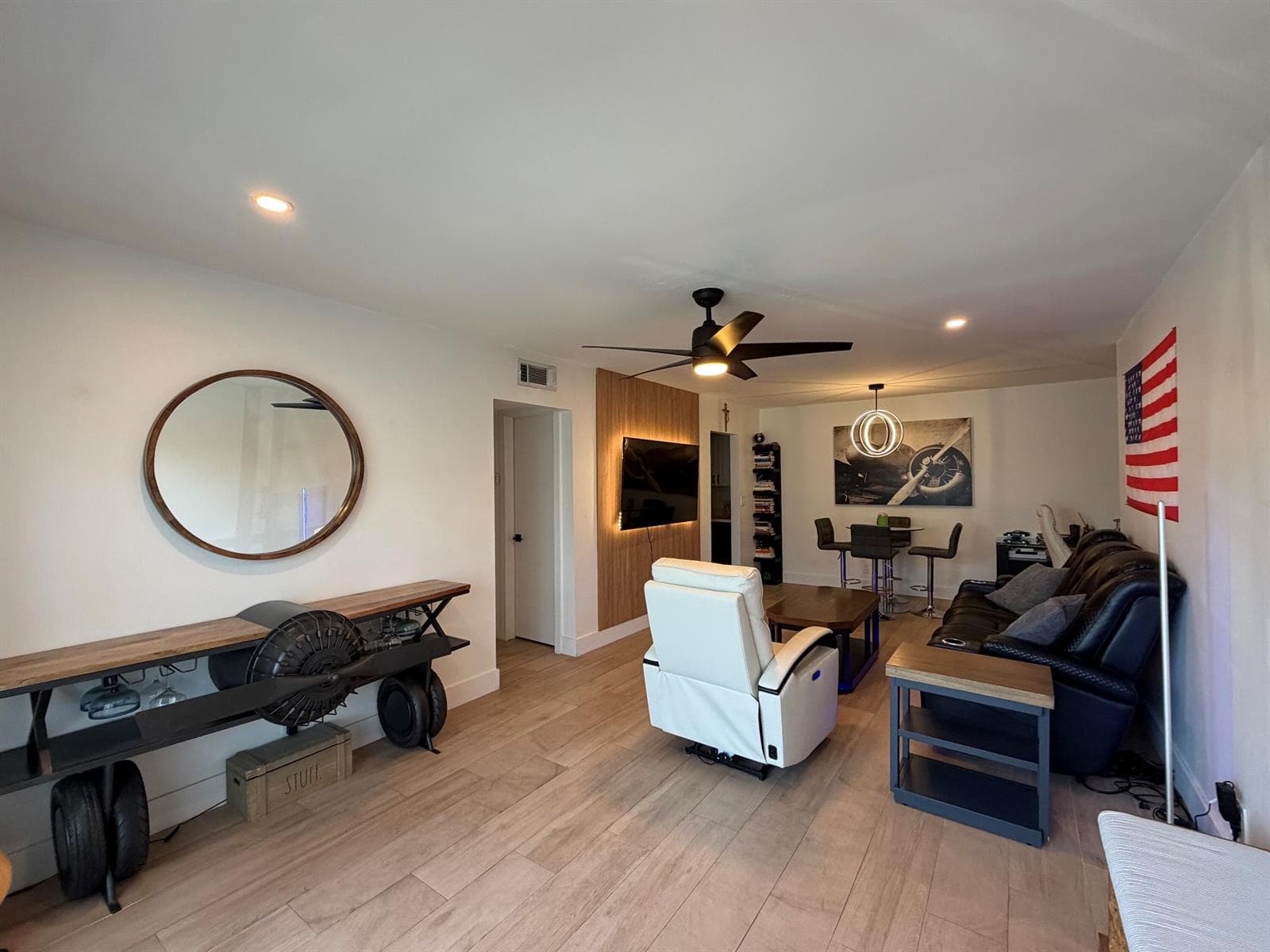 180 Cypress Club Drive 815 photo 7