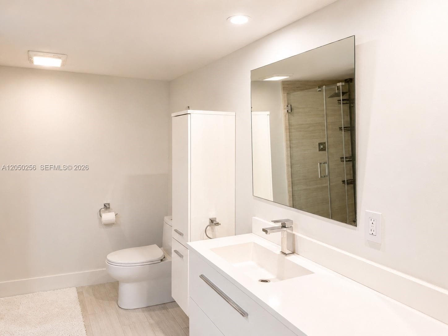 1865 S Ocean Dr 8I photo 8
