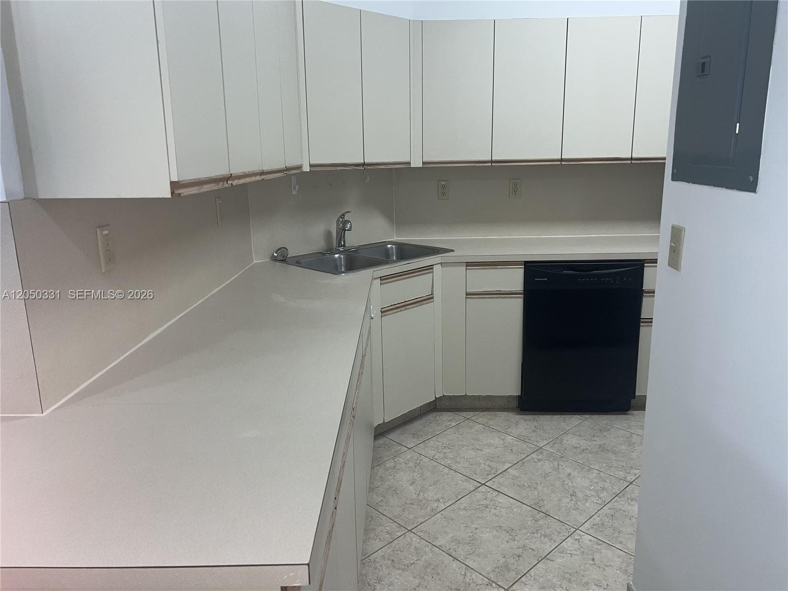 8816 Collins Ave 105 photo 7