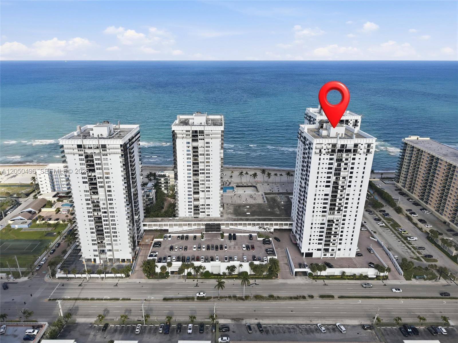 2401 S Ocean Dr 1907 photo 3