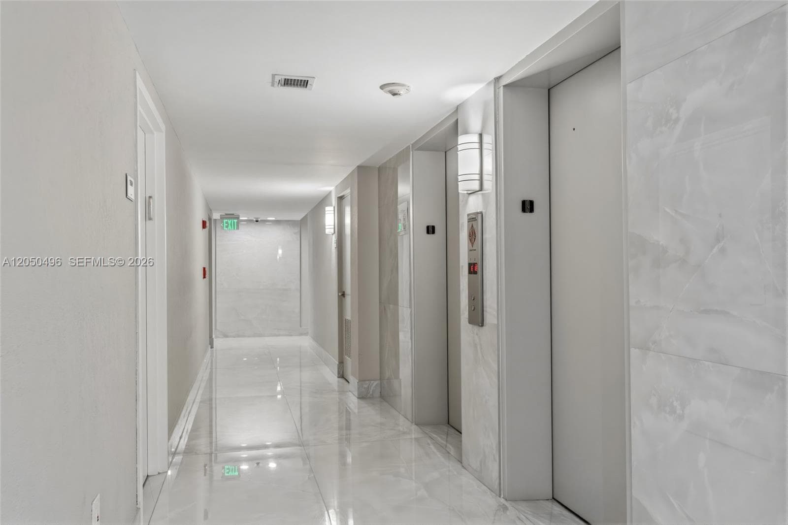 2401 S Ocean Dr 1907 photo 9