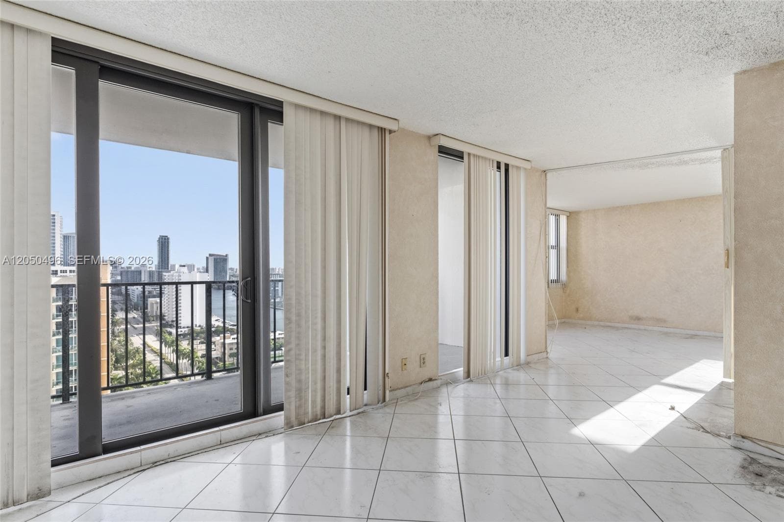 2401 S Ocean Dr 1907 photo 15