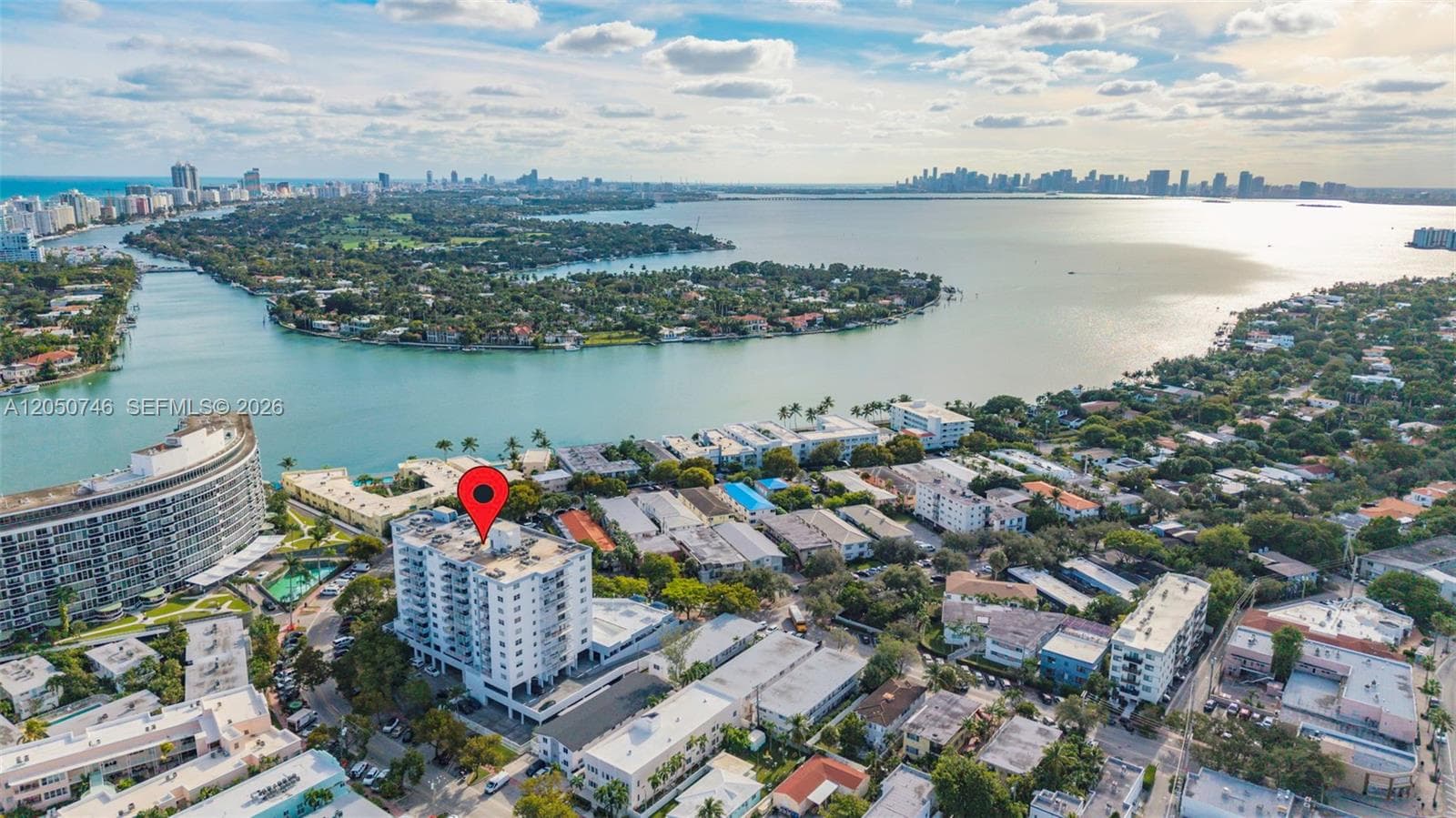 6900 Bay Dr 5C photo 1