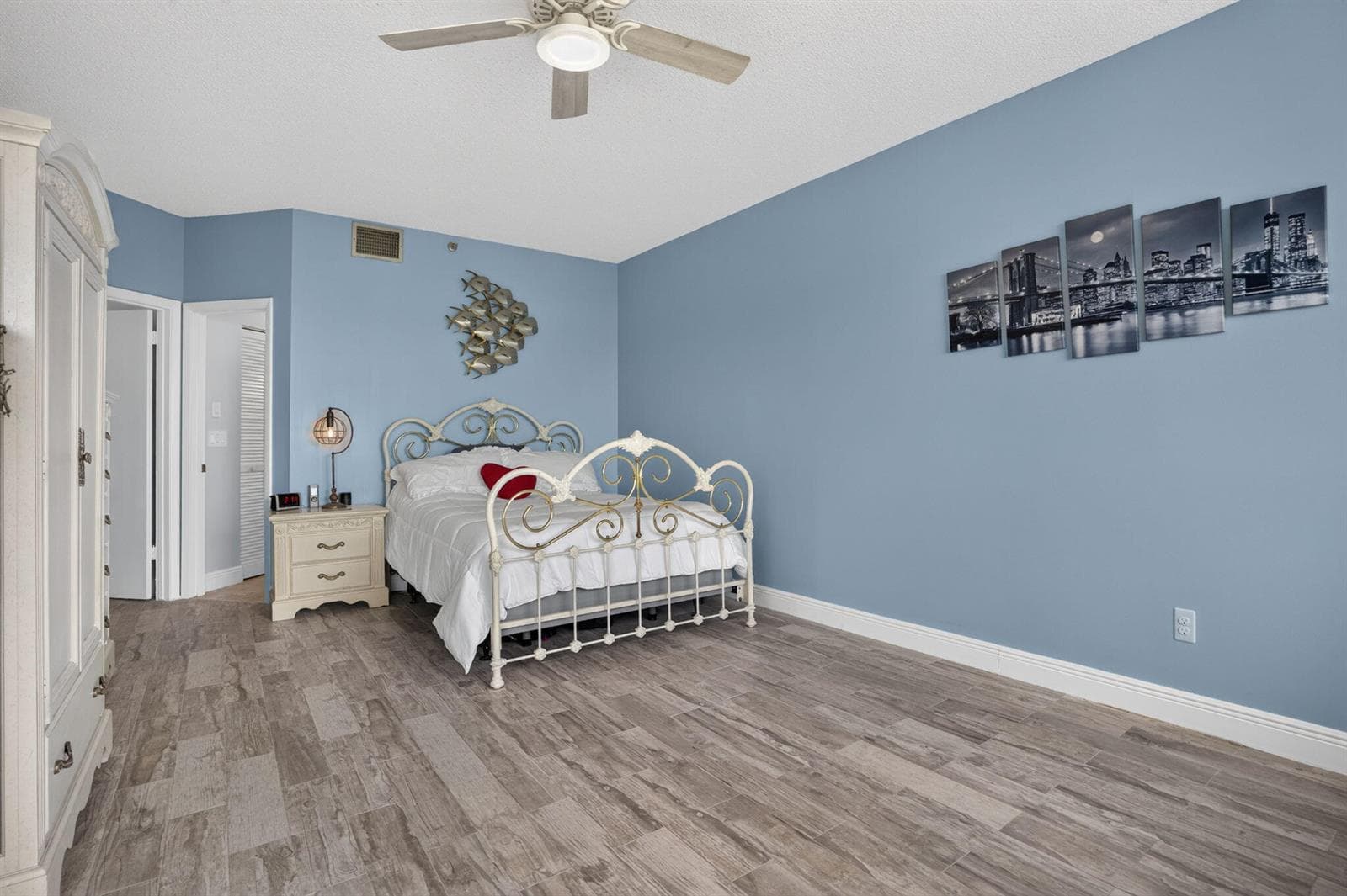 200 Waterway Road 104 photo 19