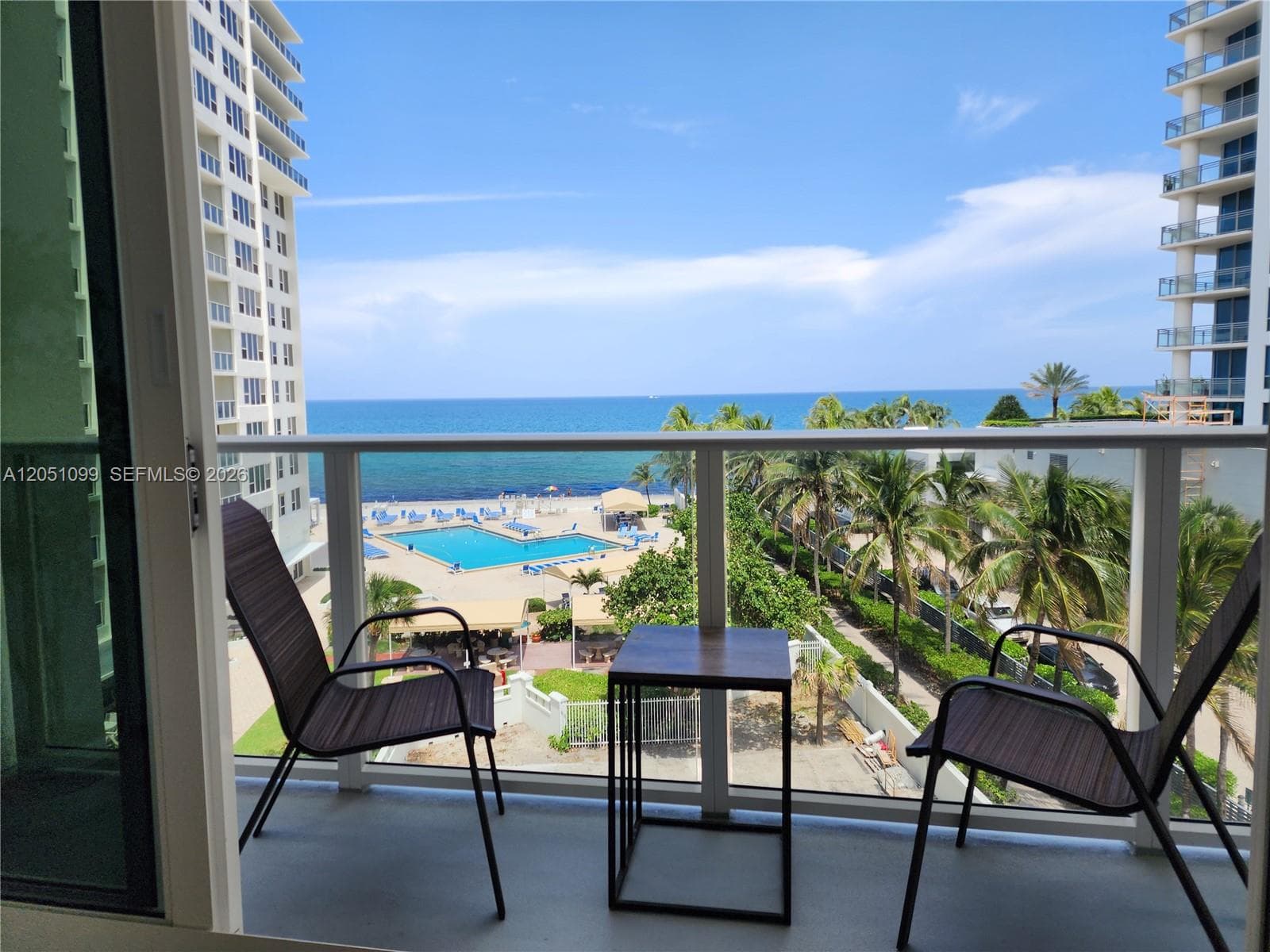 3505 S Ocean Dr 521 photo 2