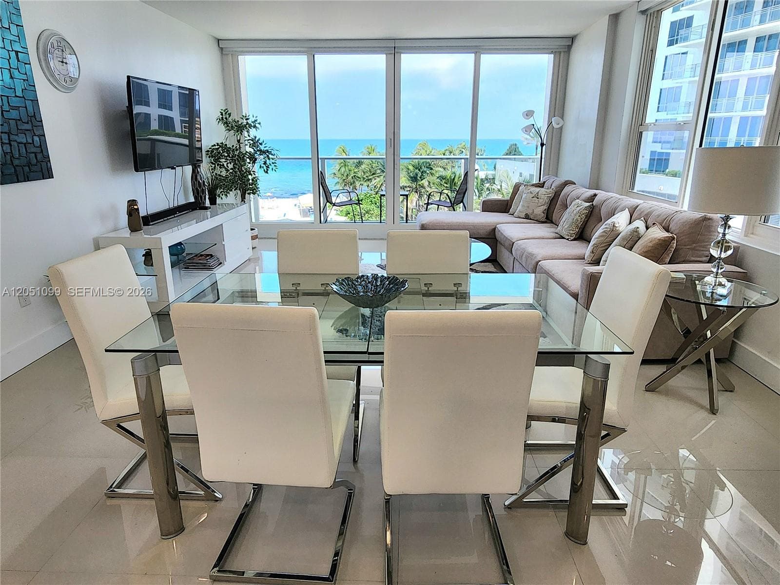 3505 S Ocean Dr 521 photo 3