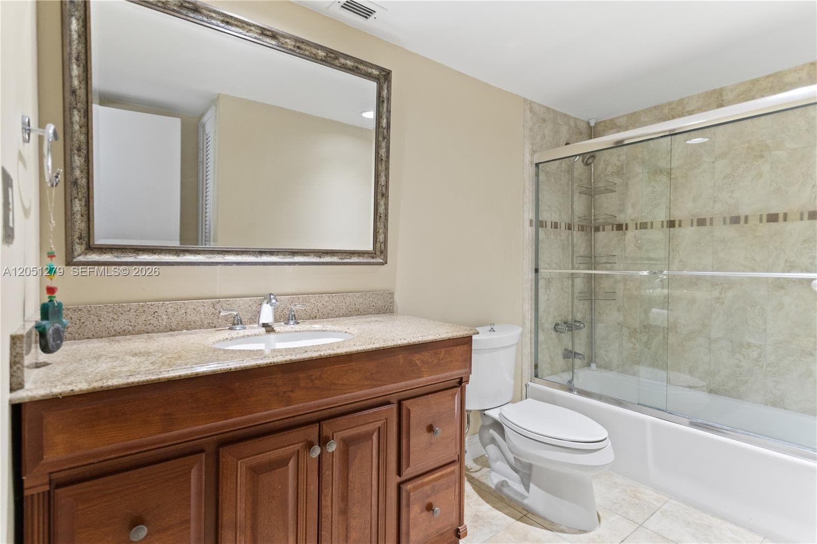 19390 Collins Ave 516 photo 19