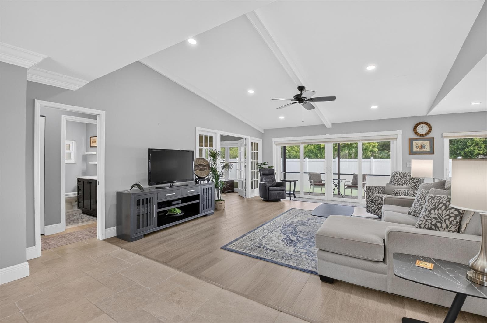 22018 Colony Drive photo 9