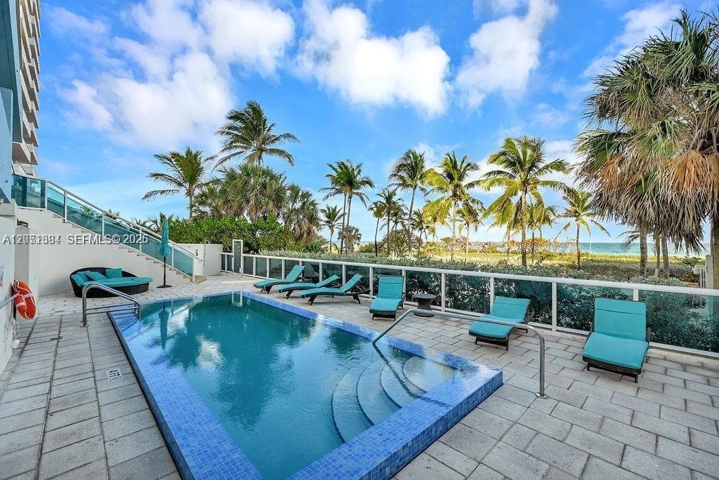 9201 Collins Ave 521 photo 23
