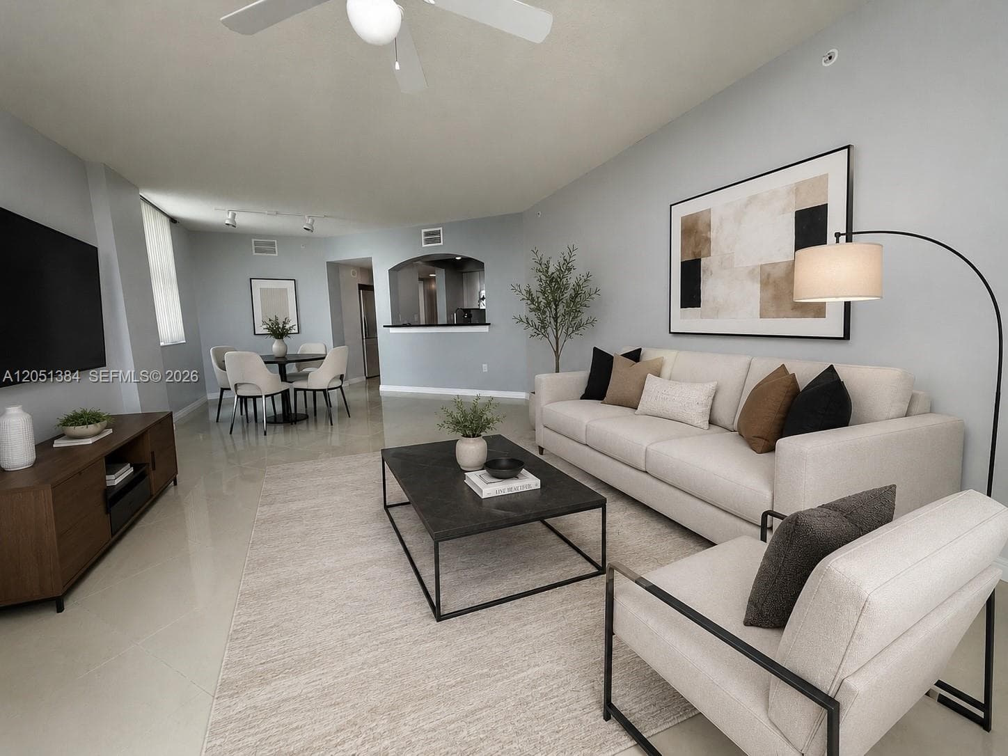 9201 Collins Ave 521 photo 3